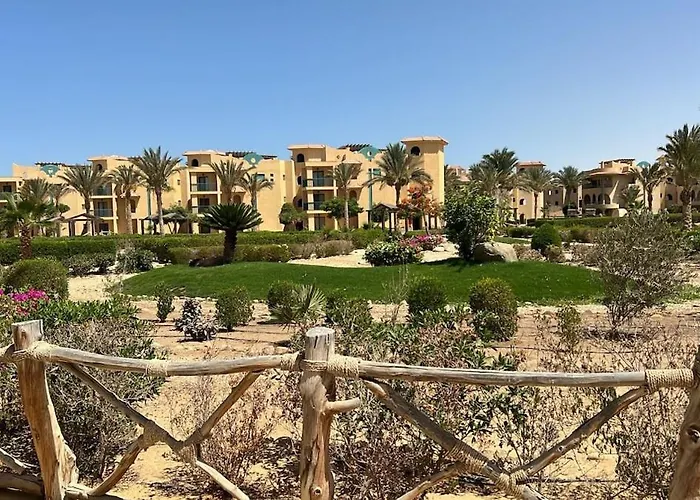 & Roof With Red Sea View