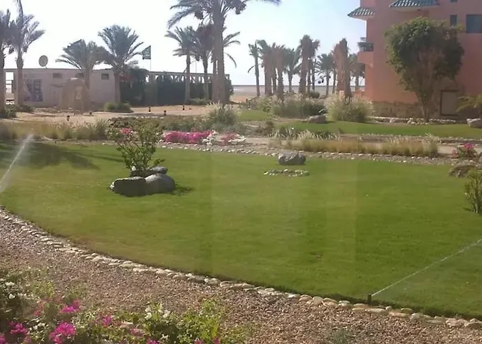 & Roof With Red Sea View Apartment *