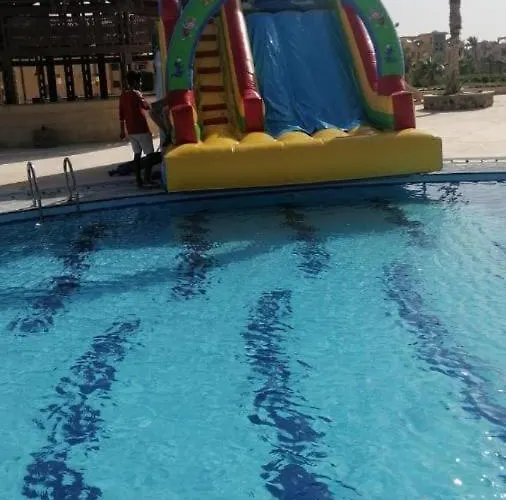 & Roof With Red Sea View Apartment *