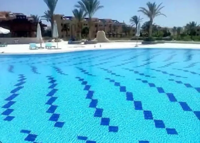 & Roof With Red Sea View Apartment *